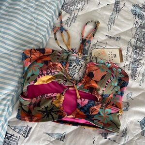 Billabong x it’s now cool bikini top